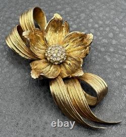 RARE Grosse Dior Designer C. 1964 Flower Brooch Pin Gold Tone Rhinestone Vintage