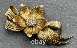 RARE Grosse Dior Designer C. 1964 Flower Brooch Pin Gold Tone Rhinestone Vintage