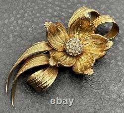 RARE Grosse Dior Designer C. 1964 Flower Brooch Pin Gold Tone Rhinestone Vintage