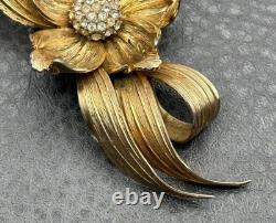 RARE Grosse Dior Designer C. 1964 Flower Brooch Pin Gold Tone Rhinestone Vintage