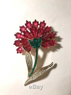 RARE Vtg Crown Trifari Philippe Invisibly Set Red Rhinestone Flower Brooch Pin