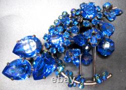 ROGER JEAN PIERRE Depose Electric Blue Glass Rhinestone Crystal Vintage Fur Clip
