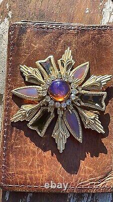 Rare Florenza Dragon's Breath Lavender Glass Rhinestone Gold Plated Brooch