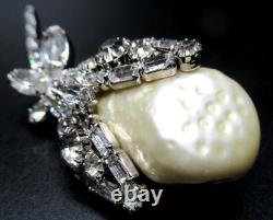 SCHREINER Baroque Style Pearl Rhinestone Flower Vintage Brooch Earring Set