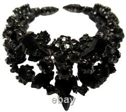 SCHREINER Signed Black Rhinestone Wreath Vintage Pin Brooch