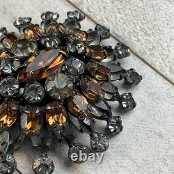 Schreiner Vintage Layered Smokey Gray Topaz Rhinestone Dome Brooch Pin READ