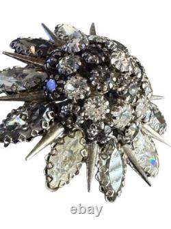 Signed Austria Smoke&Fog Rhinestone Stacked Superb Crystal Flower Vintage Brooch
