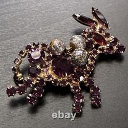 Unsigned Juliana D&E Purple Rhinestone Figural Brooch Art Glass Vintage
