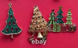 VINTAGE CHRISTMAS TREE BROOCH PIN LOT M BOOK PIECE SWAROVSKI TRIFARI LIA MCM 13p