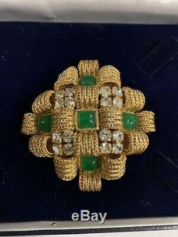 VINTAGE COUTURE CHRISTIAN DIOR GOLD PLATE Jade And Rhinestone BROOCH 1968