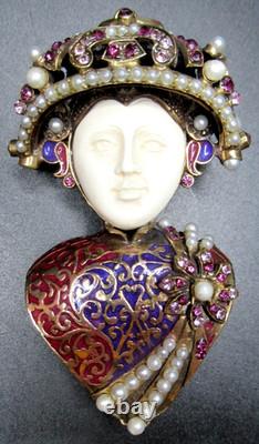 VINTAGE ITALY Signed Rhinestone Faux Pearl Carved Face Figural Vintage Brooch