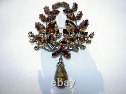 VTG Christian Dior Gripoix Art Glass Rhinestone Rare Dangle Wreath Brooch Pin