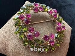 VTG Crown Trifari Immaculate Green & Pink Rhinestone Gold Tone Wreath Brooch Pin