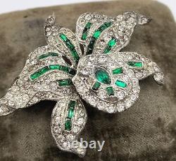 Vintage 1940's Water Lily Orchid Trembler Brooch Green & Clear Rhinestone