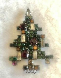 Vintage 1950s Weiss Rhinestone 5-Candle Christmas Tree Brooch Pin Signed 2-1/8