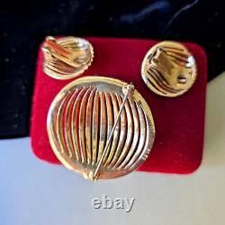 Vintage 60s Boucher Numbered Gold Plated Glass Rhinestones Brooch Earrings Set