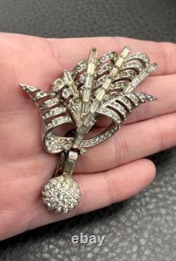 Vintage Art Deco High End Silver Tone Rhinestone Brooch Pin Dangle Ball READ