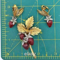 Vintage Boucher Strawberry Pin Brooch Clip Earrings Set Enamel Rhinestones Box
