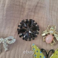 Vintage Brooch Lot Of 30 Monet Coventry