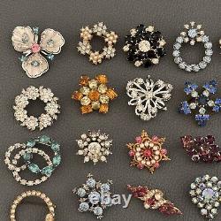 Vintage Brooch Lot Of 30 Rhinestones Floral Faux Pearl Pink Blue Purple Clear