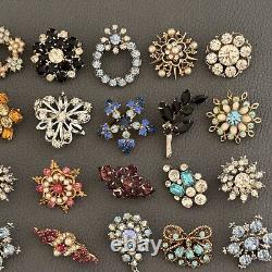 Vintage Brooch Lot Of 30 Rhinestones Floral Faux Pearl Pink Blue Purple Clear