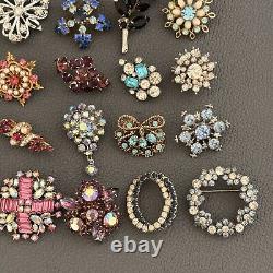 Vintage Brooch Lot Of 30 Rhinestones Floral Faux Pearl Pink Blue Purple Clear