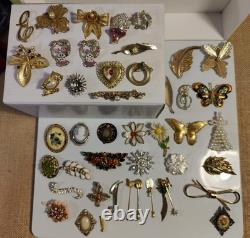 Vintage Brooch Pin Lot Unmarked Except 2 Multiple Material Rhinestones Metal Etc