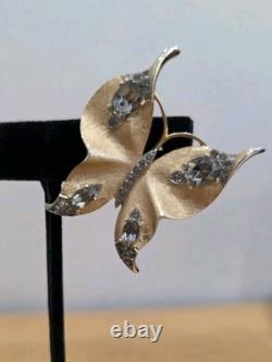 Vintage CROWN TRIFARI GOLD-PLATED CRYSTAL RHINESTONE BUTTERFLY BROOCH