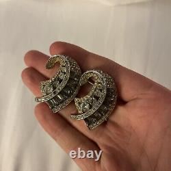 Vintage Coro Duette Leaves Sparkling Ice Rhinestone Dress Fur Clip Brooch Pin