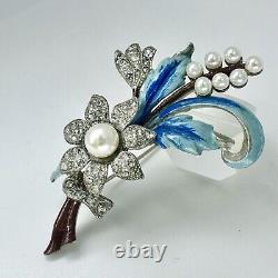 Vintage Coro G VERRECCHIO Flower Trembler Brooch Enamel Rhinestone Pearl Blue