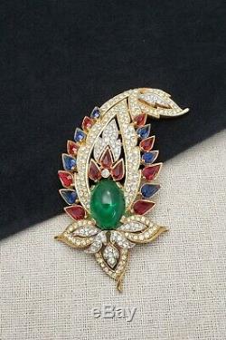 Vintage Crown Trifari 1965 Jewels Of India Paisley Brooch Pin