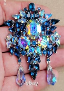 Vintage Crown Trifari Blue Rhinestone Pin Brooch Large and GORGEOUS RARE