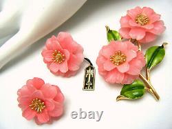 Vintage Crown Trifari Brooch Earring Set Pink Plastic Flowers Enamel Orig Tag