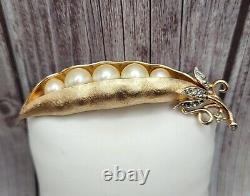 Vintage Crown Trifari Pea Pod Brooch Pin Alfred Philippe Faux Pearl & Rhinestone