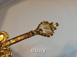 Vintage DOMINQUE ELECTRIC GUITAR BROOCH, LARGE PIN with Rhinestones Gold Setting