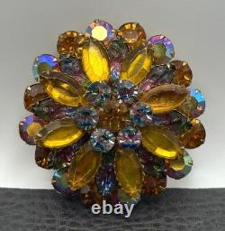 Vintage Domed Brooch Iris Orange Aurora Borealis Molded Rhinestone Gold Tone Pin Vintage Domed Brooch Iris Orange Aurora Borealis Molded Rhinestone Gold Tone Pin