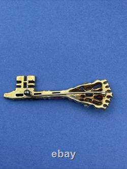 Vintage Early Trifari Brooch Pin Amethyst Rhinestones Unsigned Crown Key READ