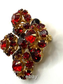 Vintage Eisenberg rhinestone brooch pin red orange gold tone signed E prong set