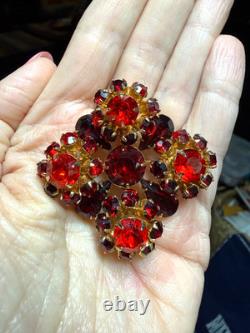 Vintage Eisenberg rhinestone brooch pin red orange gold tone signed E prong set