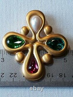 Vintage Givenchy Signed Gold Plate Gripoix Rhinestone Maltese Cross Brooch Pin