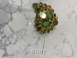Vintage Gold Tone Juliana Molded glass rhinestone leaf pin brooch