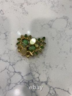 Vintage Gold Tone Juliana Molded glass rhinestone leaf pin brooch