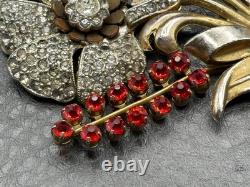 Vintage Gold Tone Pot Metal Rhinestone Red Flower Bouquet Brooch Pin READ
