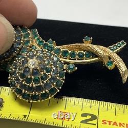 Vintage Green Emerald Faceted Rhinestone Brooch Dainty Gold Plate Signed Ciner