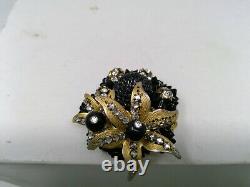 Vintage Hattie Carnegie Black Bead & Rhinestone Gold Tone Metal Floral Brooch