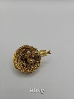 Vintage Jeanne Bird Nest Brooch Pin Gold Tone Figural Rhinestone Signed Jewelry
