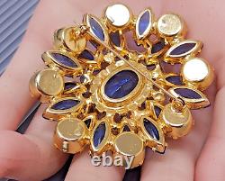Vintage Juliana D&E DeLizza & Elster White Blue Rhinestone Gold tone Brooch