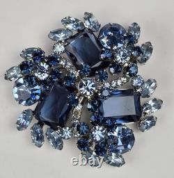 Vintage Juliana D&E Triple Emerald Cut Sapphire Blue Rhinestone Brooch Pin