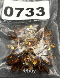 Vintage Juliana Gold Tone Faux Amber AB Rhinestone Starburst Flower Brooch Pin