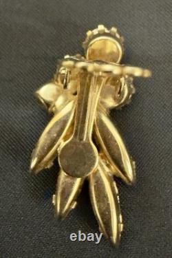 Vintage Juliana demi-parures Floral Design Rhinestone Brooch & Earrings